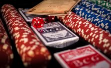 Spil Blackjack: En Dybdegående Guide til Casino-entusiaster
