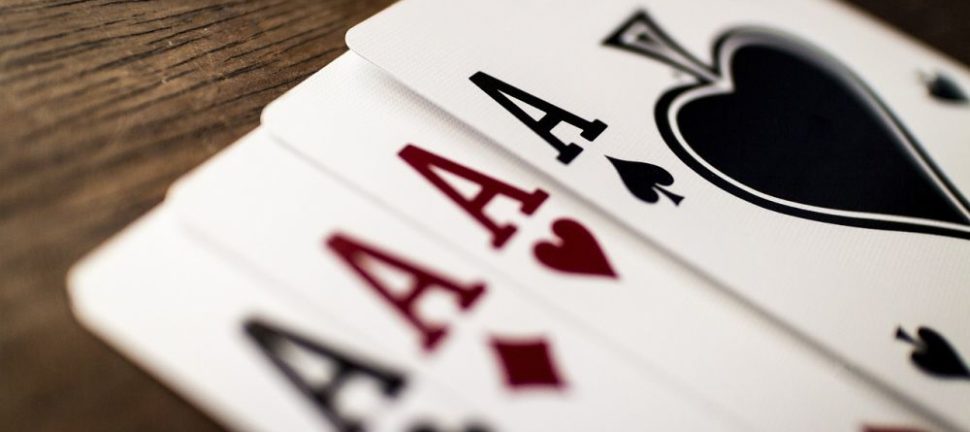 21 Regler: En dybdegående gennemgang af blackjack for casinoentusiaster